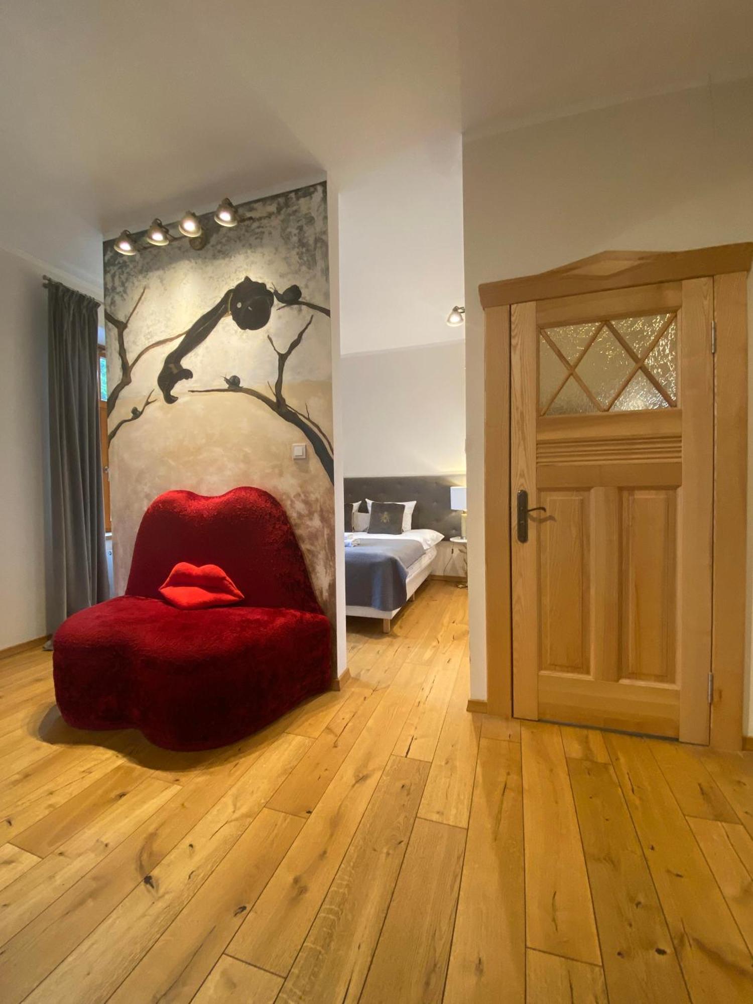 Hotel apartamentowy Dali 3*