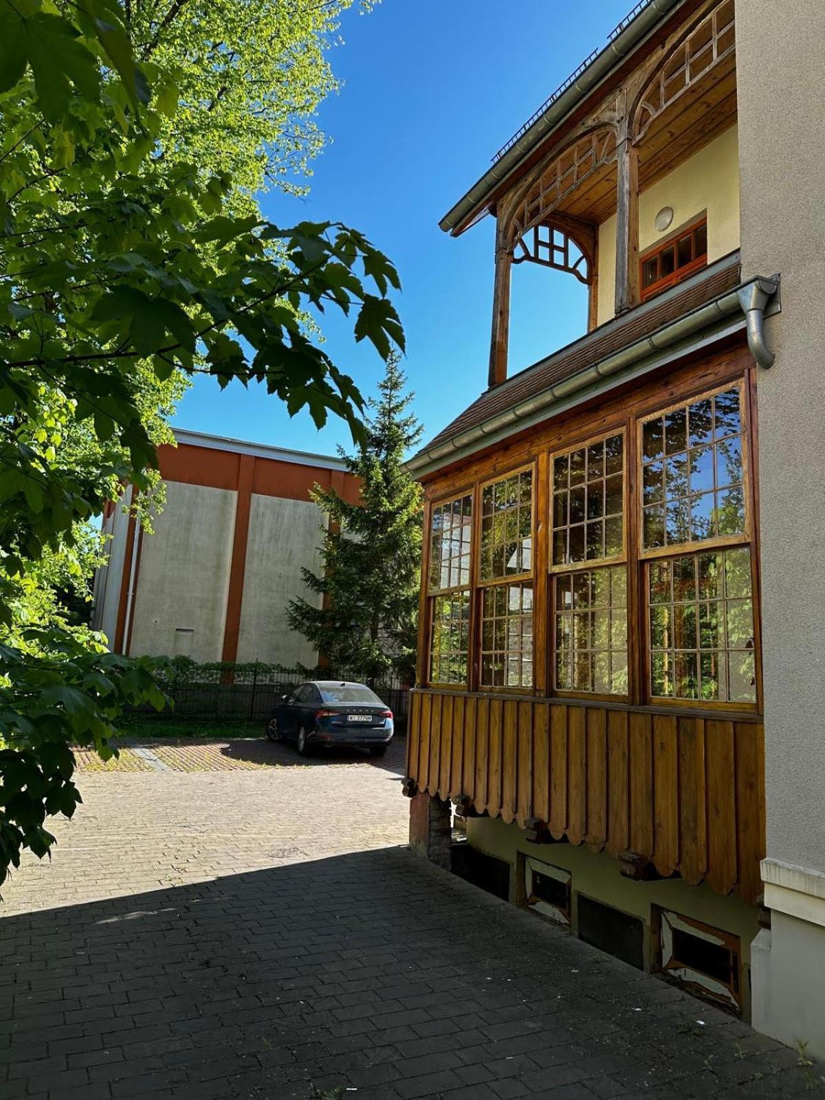 Dali Hotel apartamentowy 3*